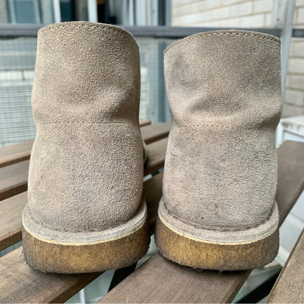 Clark’s originals classic chukka suede desert boot gray outdoor gorpcore preppy